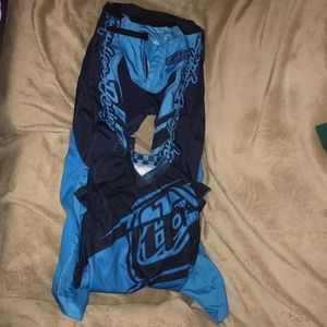 Troy Lee Designs Full Set motocross gear